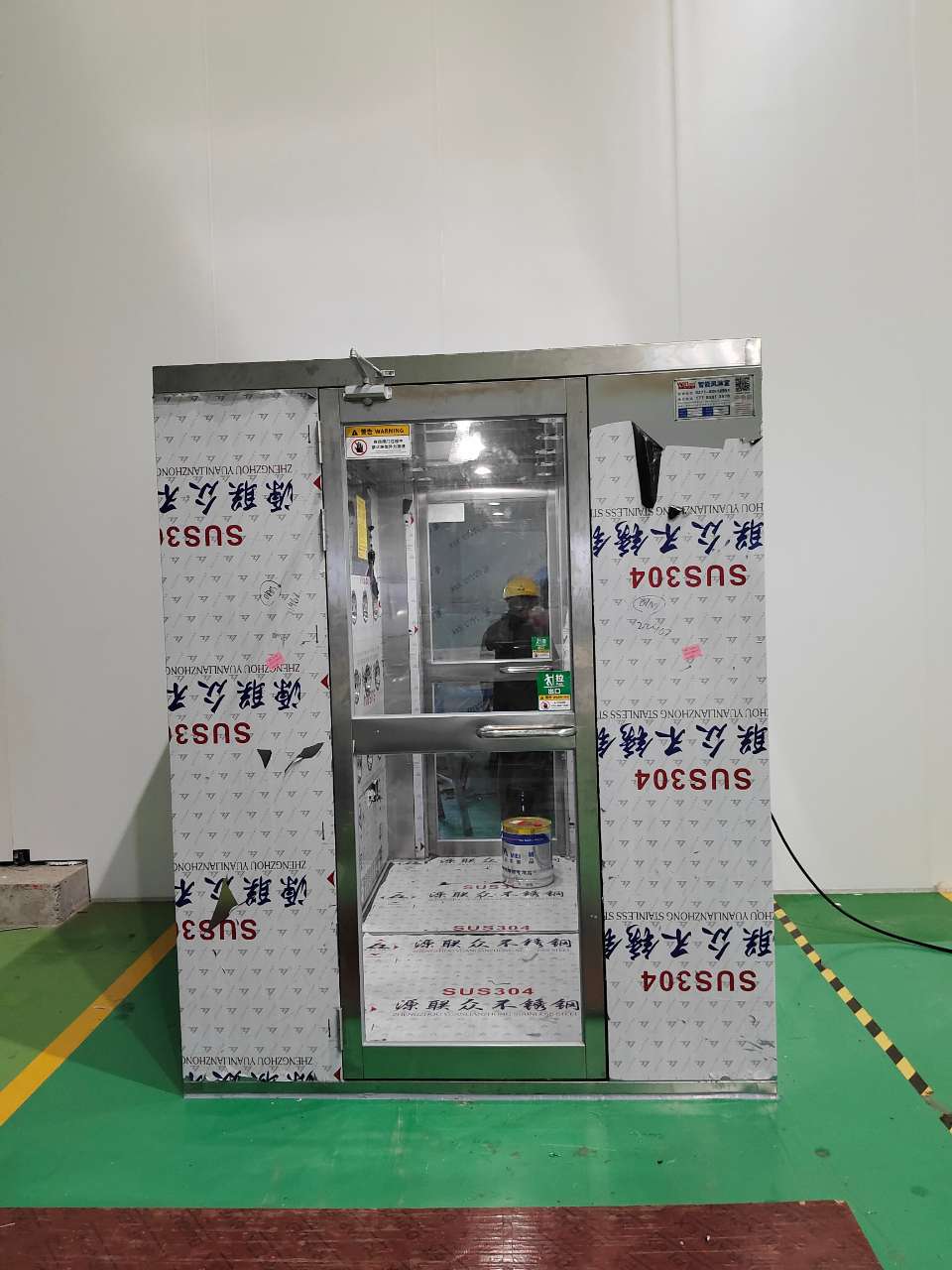 山東展翊工程設備有限公司風淋室安裝